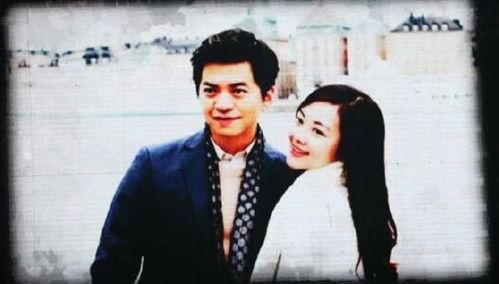 李健老婆照片,揭秘李健老婆的美丽瞬间