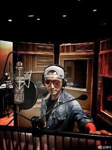 谢霆锋生日晒花絮照,花絮照曝光温馨瞬间”